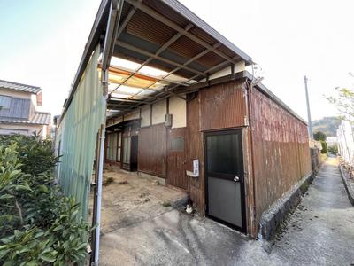Traditional Japanese House with DIY Extensions in Nakajima Island — House, Matsuyama, Ehime