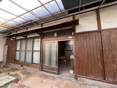 Traditional Japanese House with DIY Extensions in Nakajima Island — Front_door, Matsuyama, Ehime