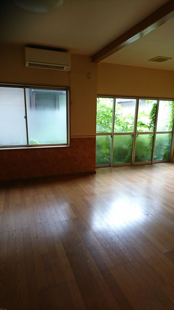 5DK House for Rent in Kashiwazaki, Niigata - 141.89 sqm - Thumbnail 3