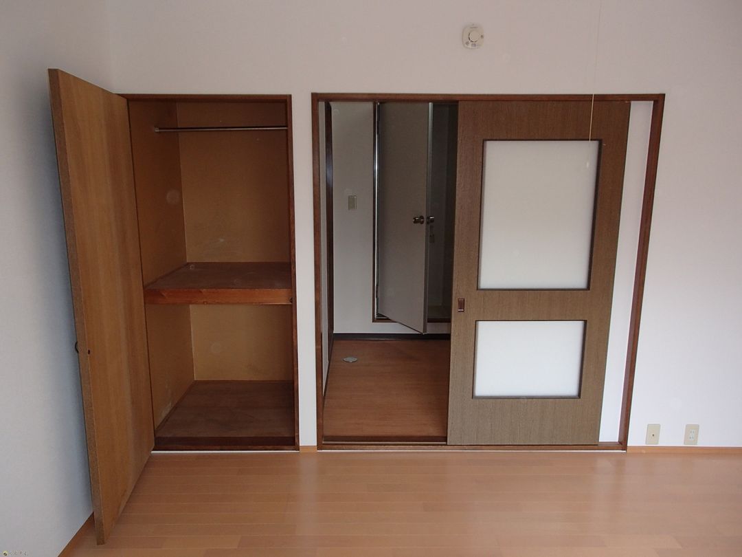 1K Apartment for Rent in Kashiwazaki, Niigata - Estate II - Thumbnail 3