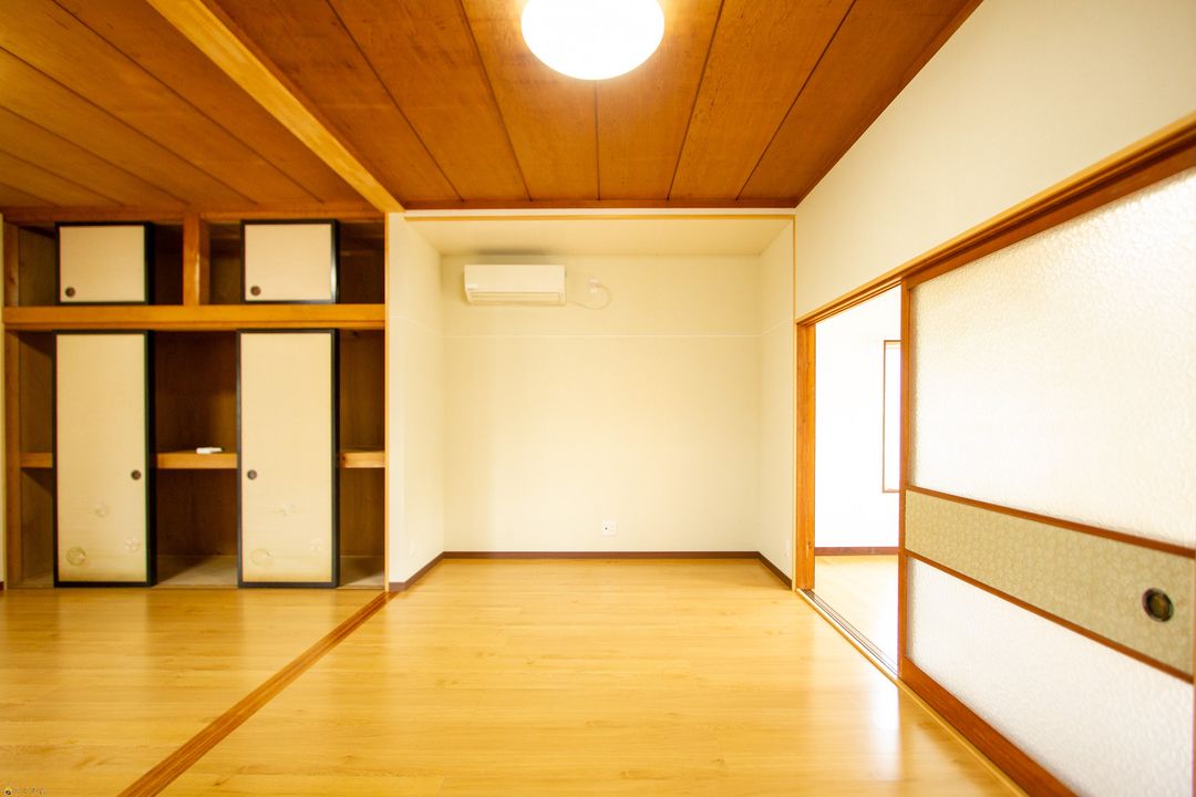5LDK Pet-Friendly Apartment for Rent in Mitsuke, Niigata - Thumbnail 3