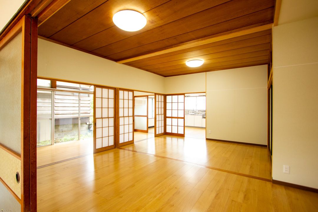 5LDK Pet-Friendly Apartment for Rent in Mitsuke, Niigata - Thumbnail 4