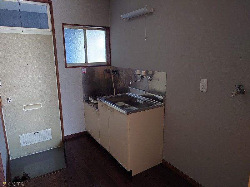 1K Apartment for Rent in Joetsu, Niigata - 35,000 Yen - Thumbnail 3
