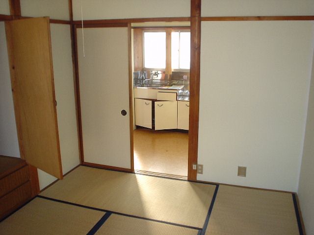1DK Apartment for Rent in Nagaoka, Niigata - Yamaguchi Heights - Thumbnail 3