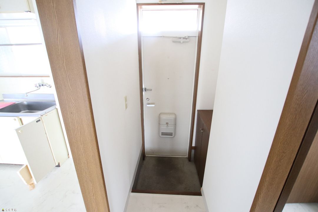 Cosmo Heim 2DK Apartment for Rent in Nagaoka, Niigata - Thumbnail 3