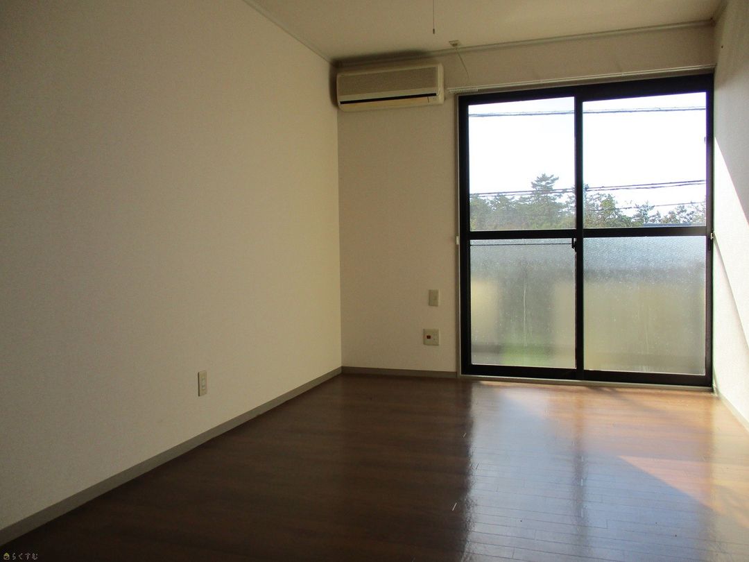 1K Apartment for Rent in Joetsu City, Niigata - Thumbnail 3