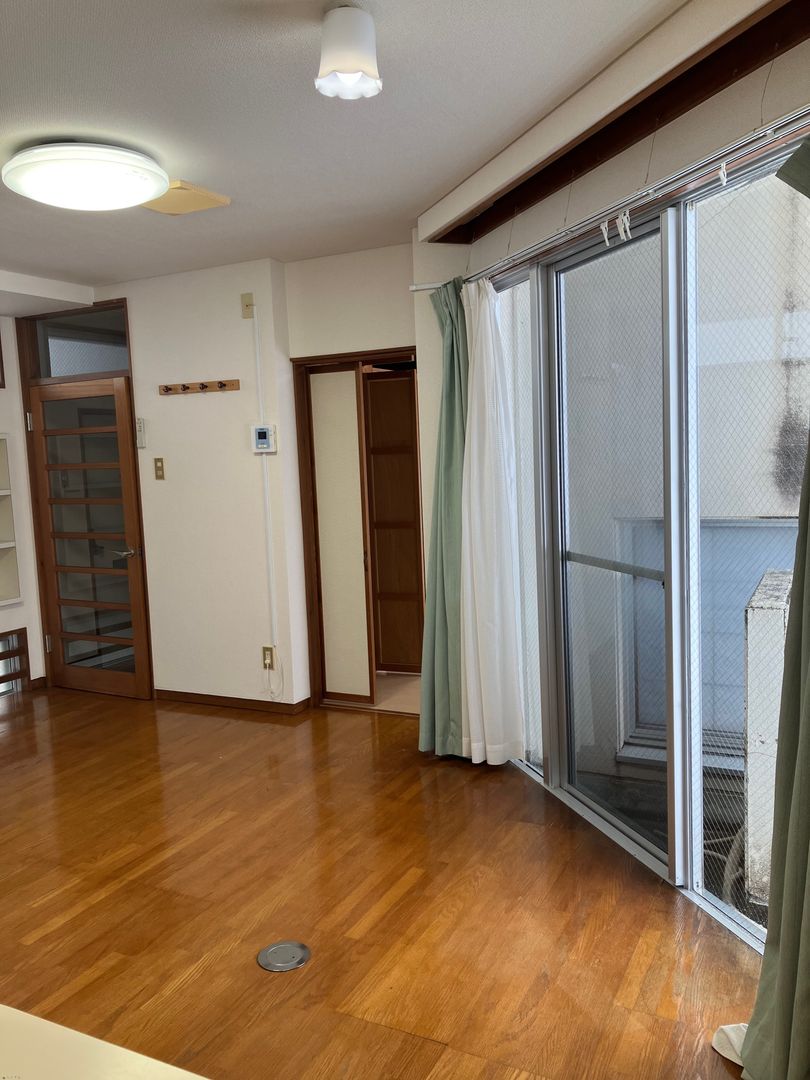 1LDK Apartment for Rent in Nagaoka, Niigata - Rissheru Yanai - Thumbnail 2
