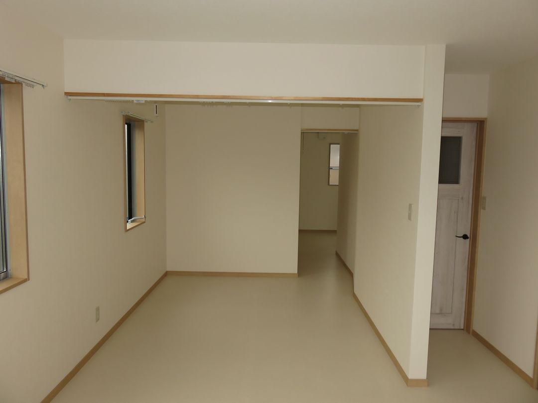 1LDK Apartment for Rent in Mitsuke, Niigata - Naturira A - Thumbnail 4