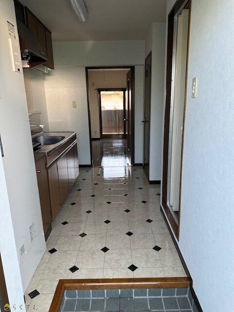 Rent 1K Apartment in Kashiwazaki, Niigata - Berossan Heights - Thumbnail 4