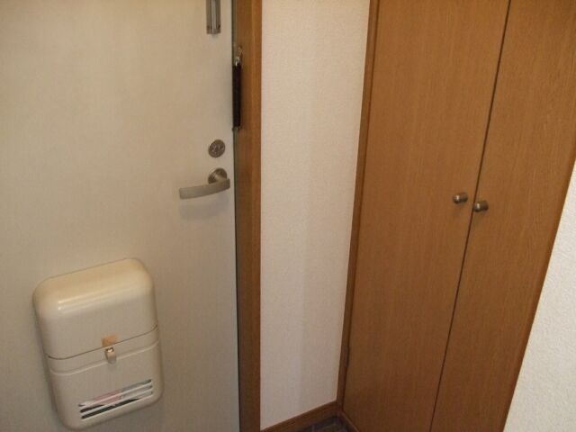 2DK Apartment for Rent in Nagaoka, Niigata - Street Hanazono - Thumbnail 3