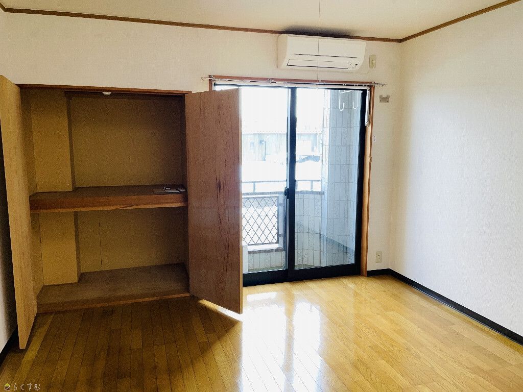 1K Apartment for Rent in Kashiwazaki, Niigata - 38,000 Yen - Thumbnail 2