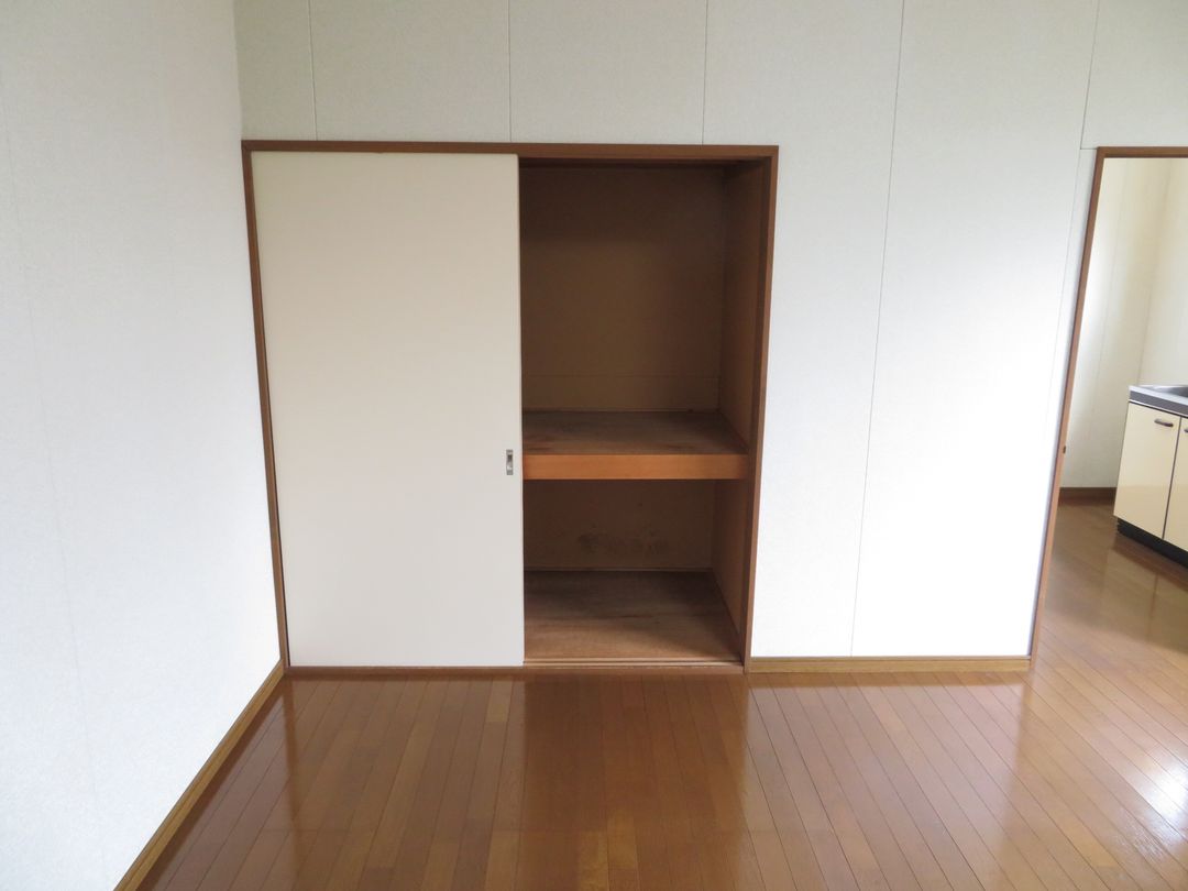 1K Apartment for Rent in Nagaoka, Niigata - No Deposit, Student-Friendly - Thumbnail 2