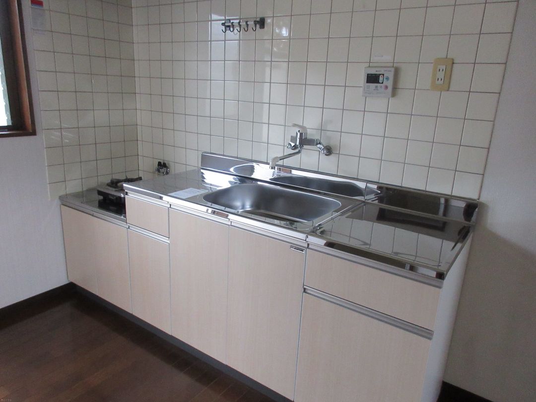 1K Apartment for Rent in Mitsuke, Niigata - 43,000 Yen - Thumbnail 2