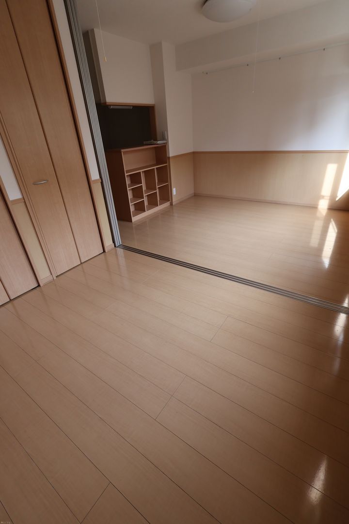 Soleil 1LDK Apartment for Rent in Mitsuke, Niigata - Thumbnail 4