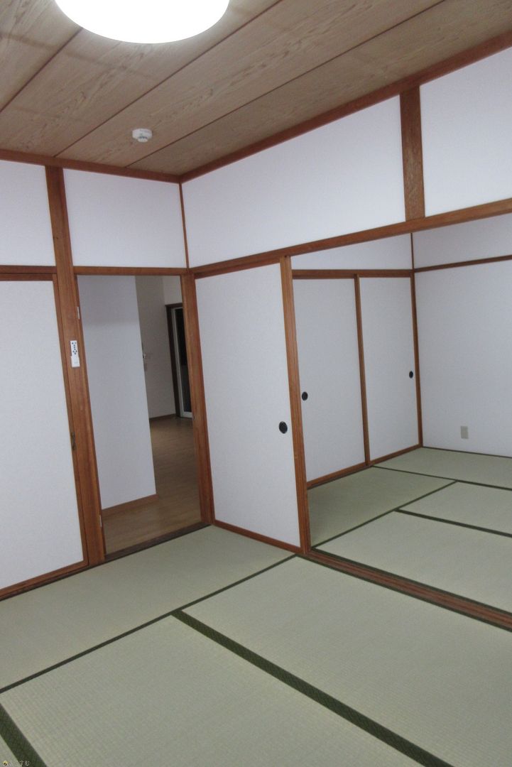 3DK Apartment for Rent in Nagaoka, Niigata with 3 Japanese Rooms - Thumbnail 3