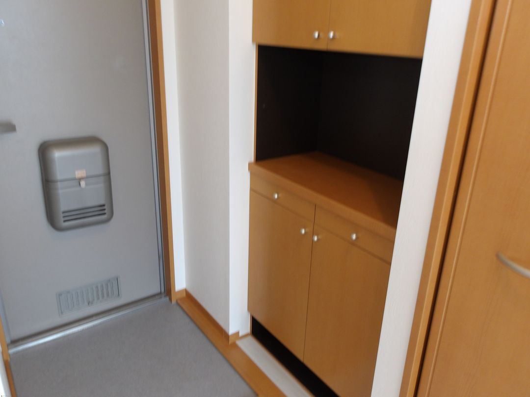 Renovated 2LDK Apartment for Rent in Nagaoka, Niigata - Thumbnail 2