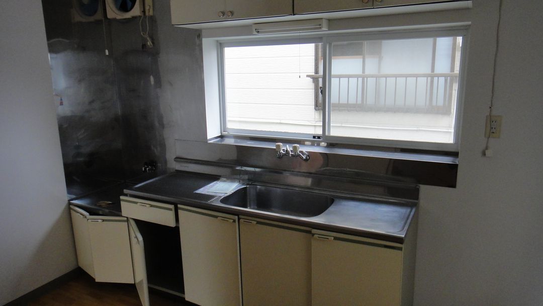 2DK Apartment for Rent in Nagaoka, Niigata - Free Parking - Thumbnail 2