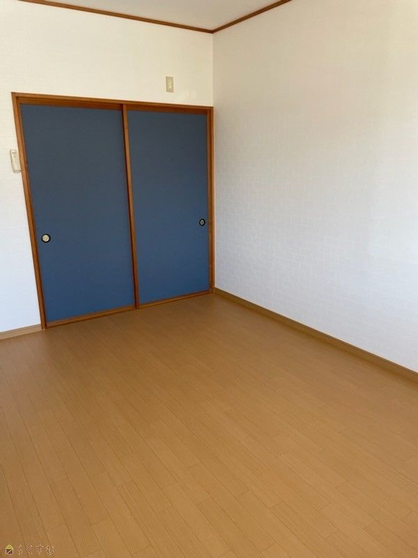 Rent 2DK Apartment in Mitsuke Niigata with Parking & City Gas - Thumbnail 4