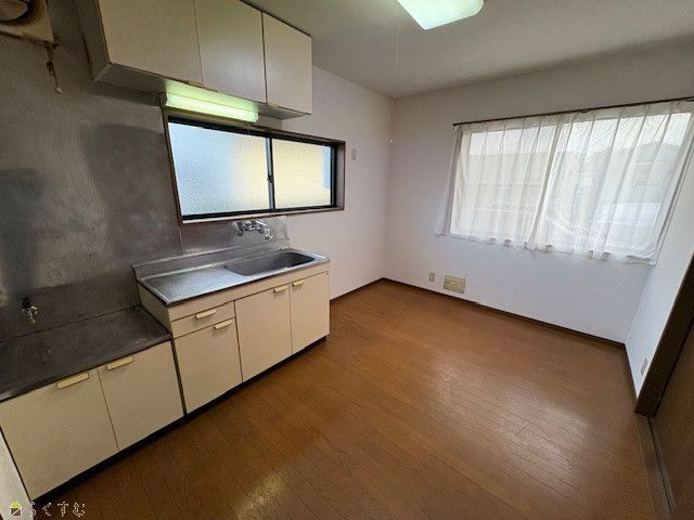 2DK Apartment for Rent in Joetsu, Niigata - No Deposit/Key Money - Thumbnail 4