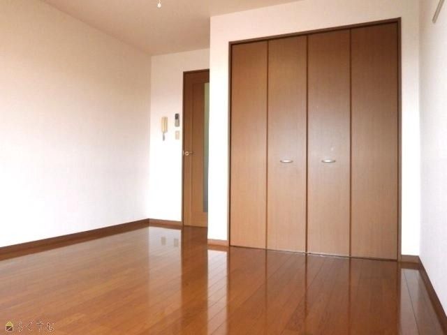 1K Apartment for Rent in Nagaoka, Niigata - Royal Place 010 - Thumbnail 2