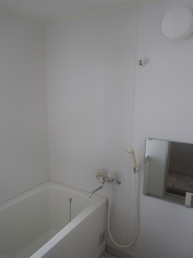 1K Apartment for Rent in Joetsu, Niigata - No Key Money - Thumbnail 3