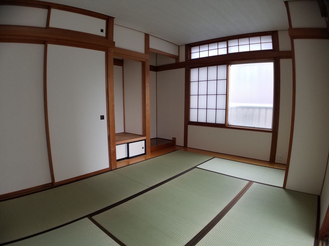 Spacious 4LDK Apartment with Rooftop in Nagaoka, Niigata - Thumbnail 3