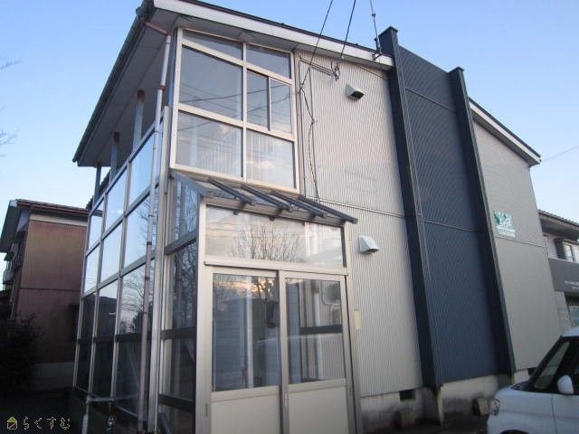 2DK Apartment for Rent in Joetsu, Niigata - 38,000 Yen - Thumbnail 2