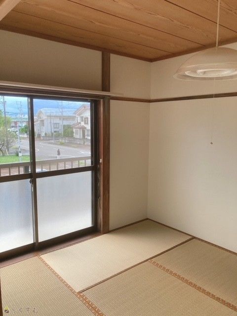 2DK Apartment for Rent in Joetsu, Niigata - 38,000 Yen - Thumbnail 3