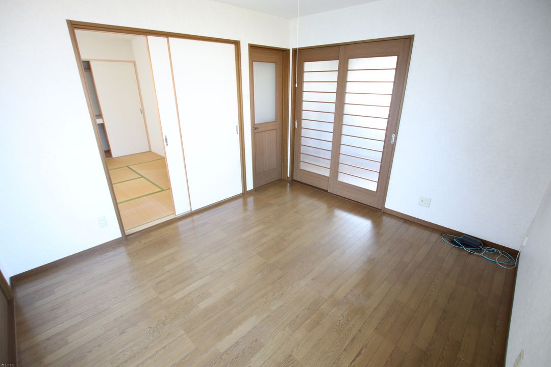 Hikari Heights R Building 2DK Apartment for Rent in Nagaoka - Thumbnail 3