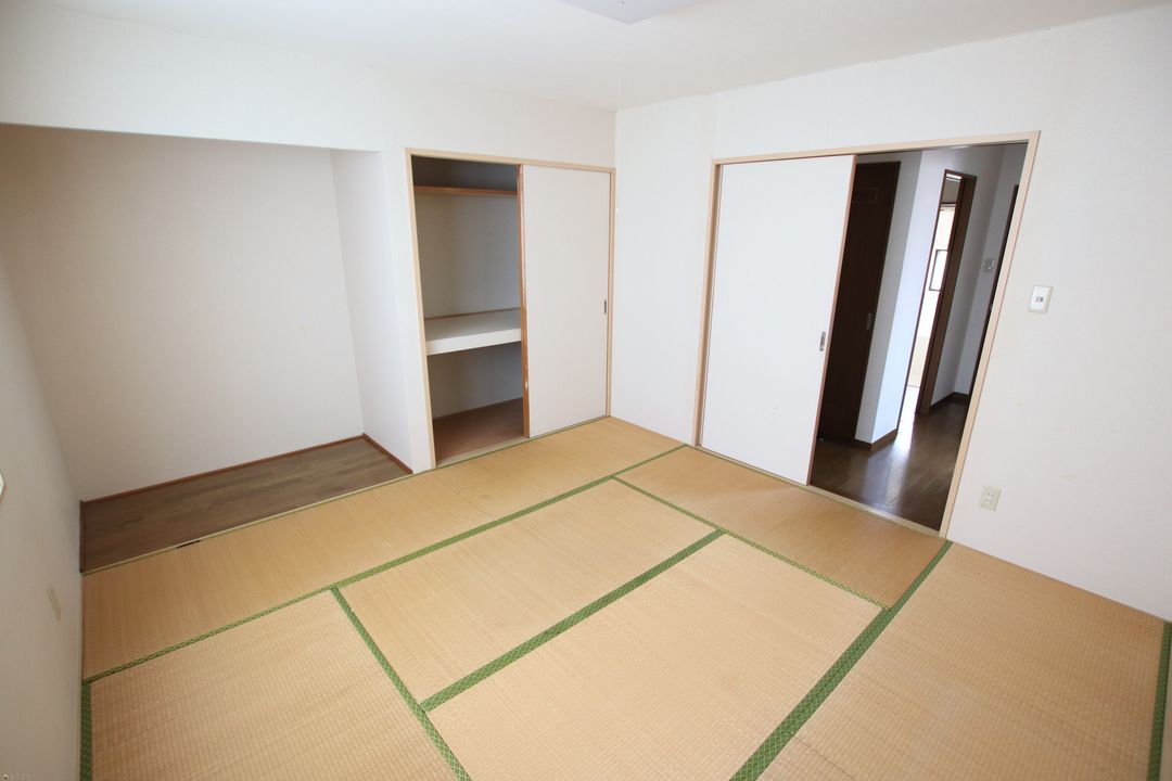 Hikari Heights R Building 2DK Apartment for Rent in Nagaoka - Thumbnail 4