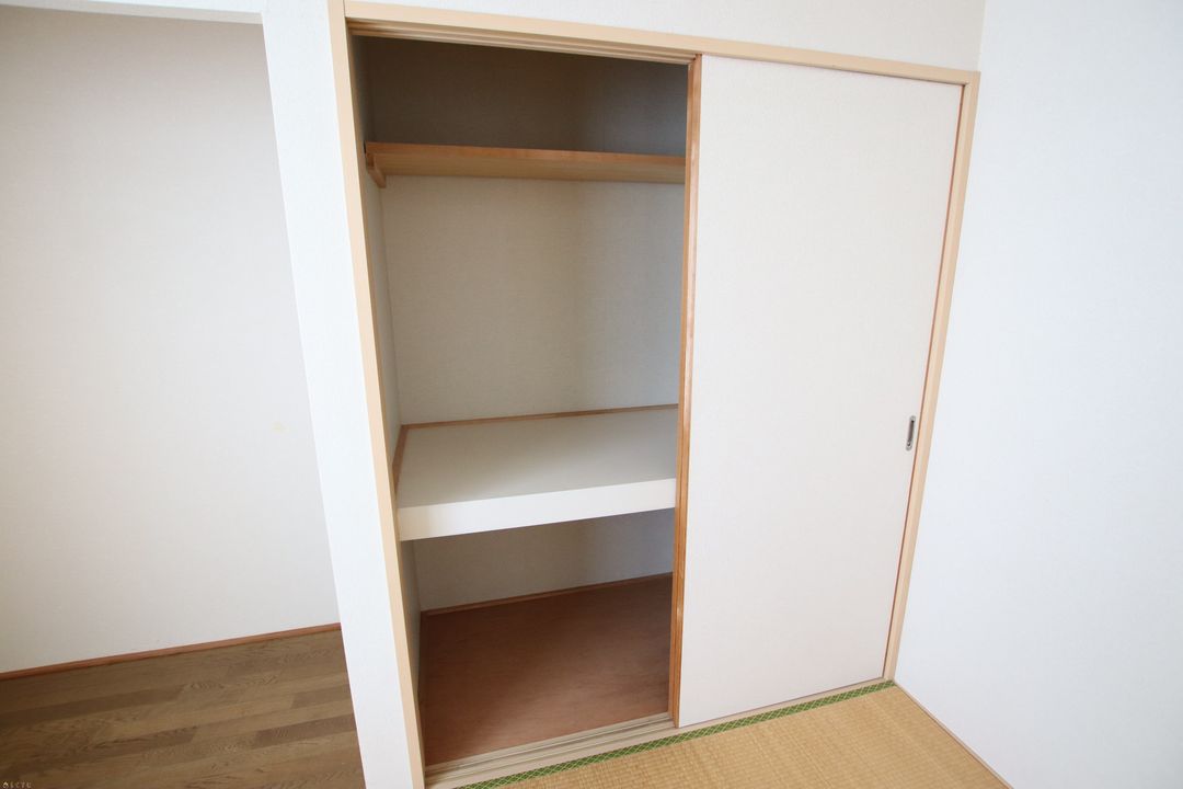 Hikari Heights R Building 2DK Apartment for Rent in Nagaoka - Thumbnail 2