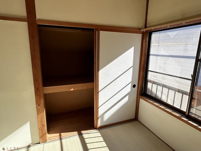 Retro 1K Apartment for Rent in Nagaoka with Free Parking - Thumbnail 4