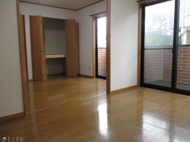 Pet-Friendly 2DK Apartment with Sea Views in Kashiwazaki - Thumbnail 3