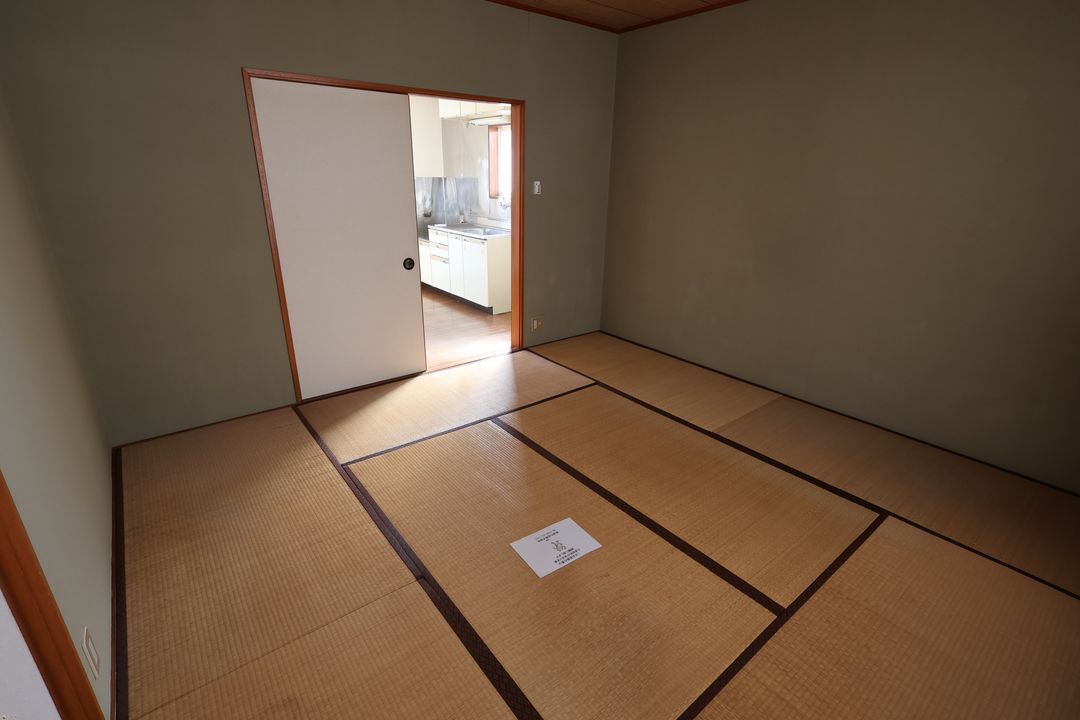 1K Apartment for Rent in Mitsuke, Niigata - 32,000 Yen - Thumbnail 2
