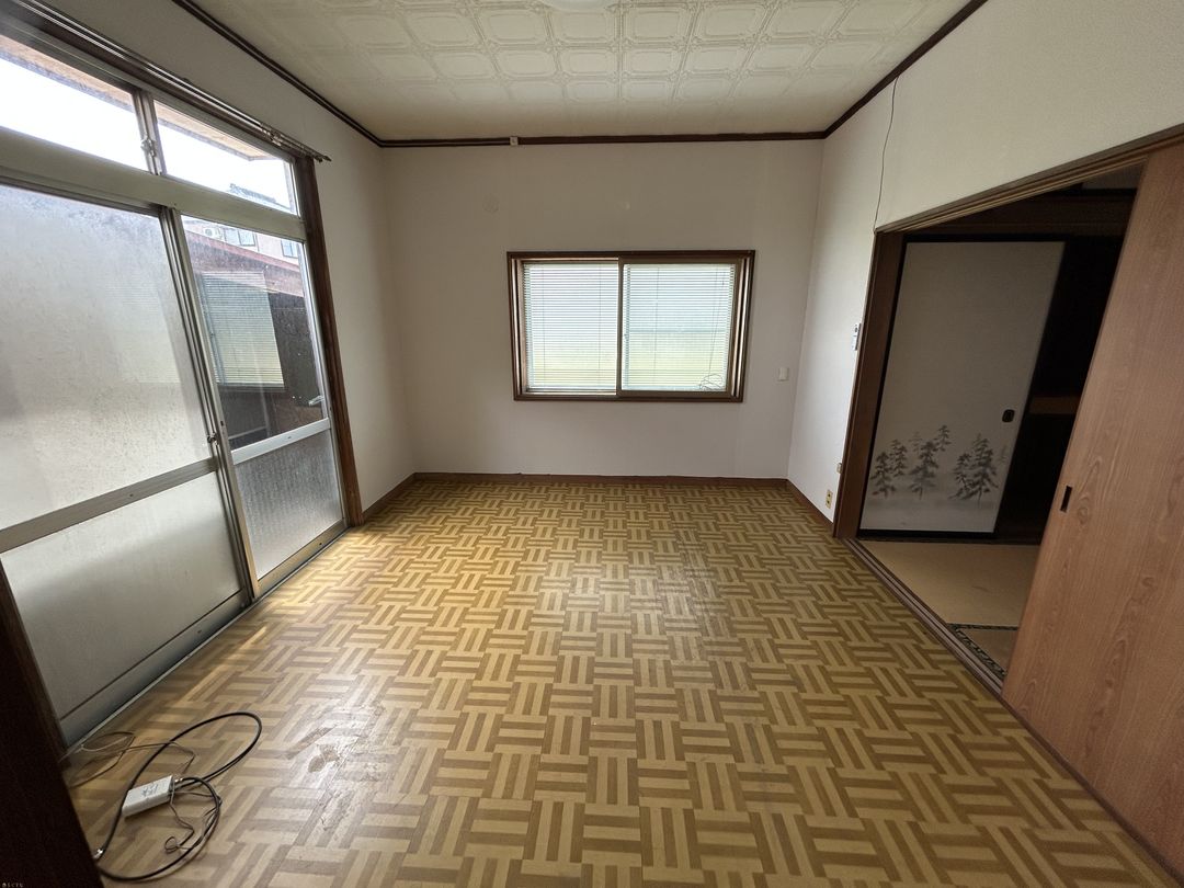 Rent 6DK House in Joetsu Niigata Quiet Area No Deposit - Thumbnail 2