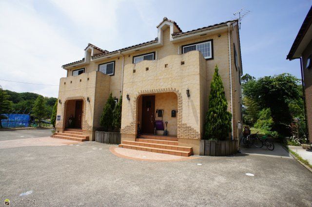 Pastoral Coco 2LDK Maisonette Apartment for Rent in Kashiwazaki - Thumbnail 2