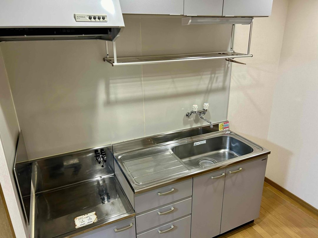Joy Town II 1K Apartment for Rent in Nagaoka, Niigata - Thumbnail 4
