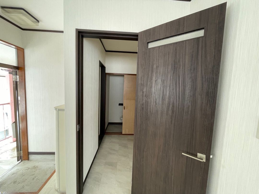 2DK Apartment for Rent in Nagaoka with 2 Free Parking Spaces - Thumbnail 2