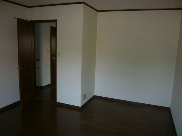 1K Apartment for Rent in Nagaoka, Niigata - Pure Heights C102 - Thumbnail 2