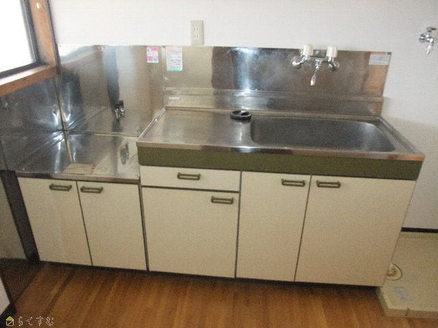 2DK Apartment for Rent in Kashiwazaki, Niigata - No Key Money - Thumbnail 4
