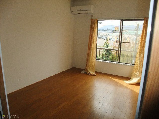 2DK Apartment for Rent in Kashiwazaki, Niigata - No Key Money - Thumbnail 2