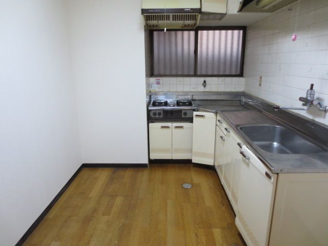 5LDK Apartment for Rent near Nagaoka Station, Niigata - Thumbnail 2