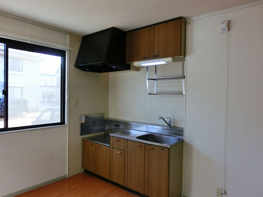2DK Apartment for Rent in Nagaoka, Niigata - Grace Court - Thumbnail 2