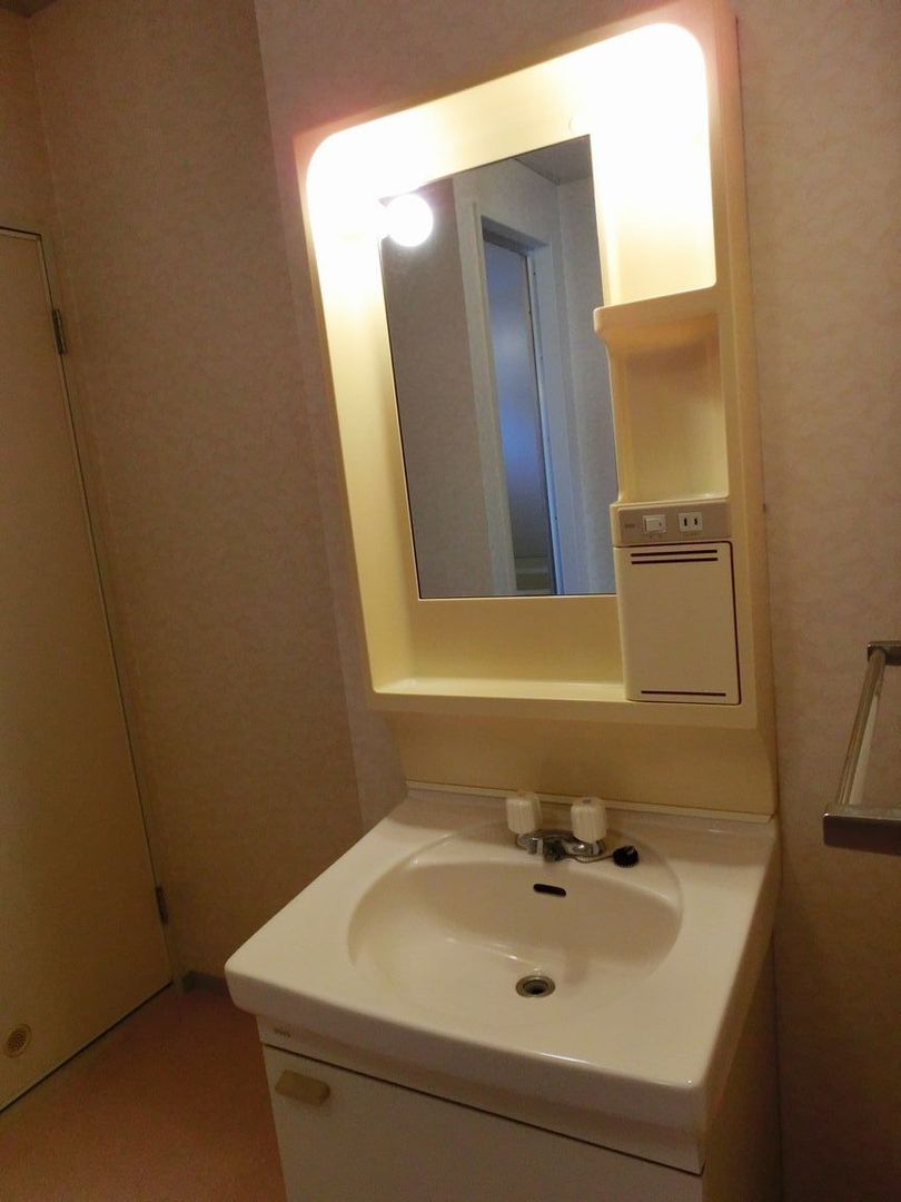 2DK Apartment for Rent in Nagaoka, Niigata - Grace Court - Thumbnail 4