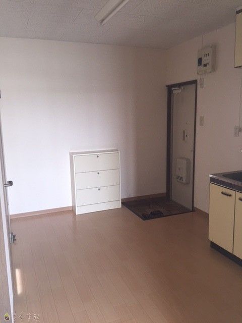 1DK Apartment for Rent in Nagaoka, Near Design University - Thumbnail 4