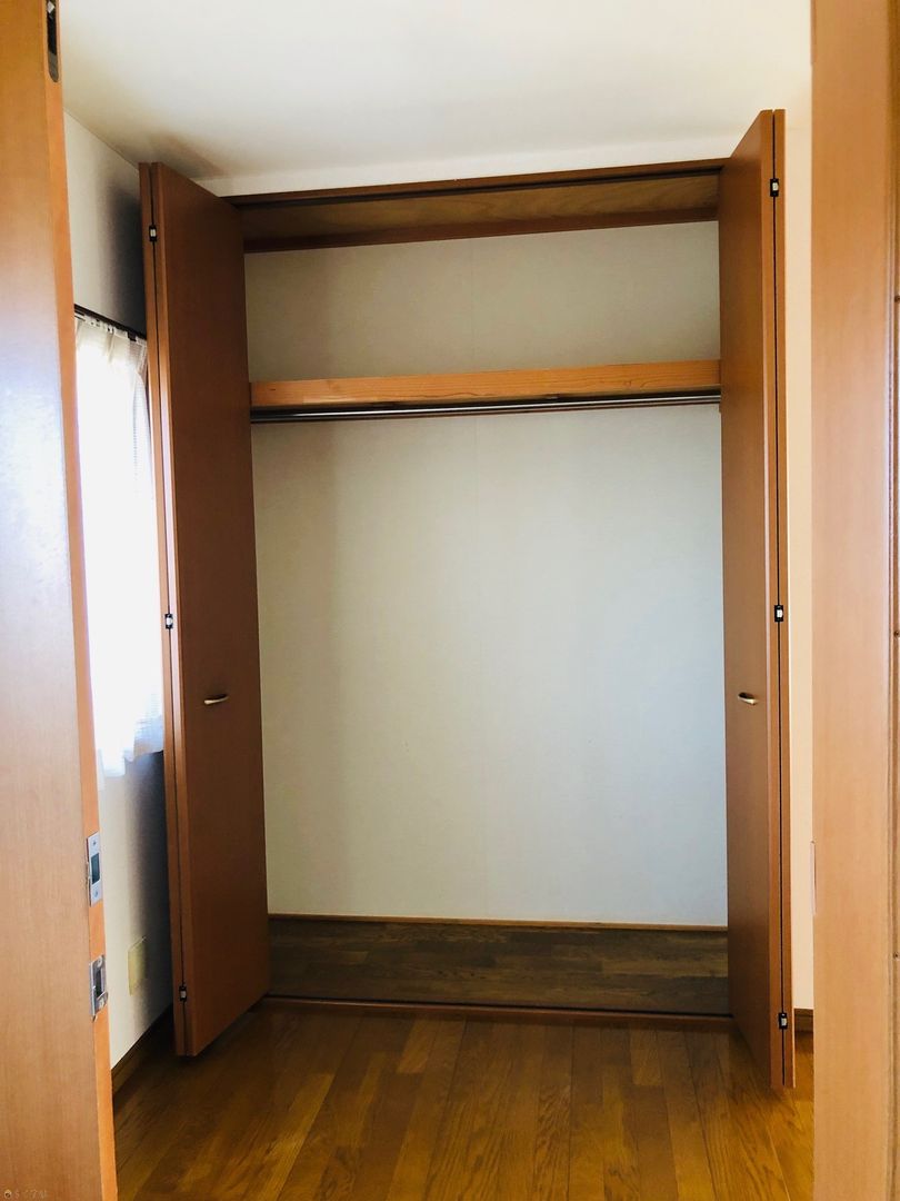 1LDK Apartment for Rent in Joetsu, Niigata - Spacious 27.5-jo LDK - Thumbnail 2