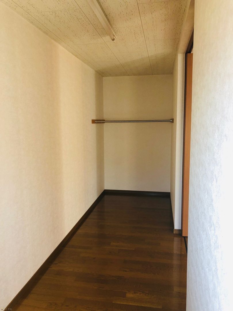 1LDK Apartment for Rent in Joetsu, Niigata - Spacious 27.5-jo LDK - Thumbnail 3