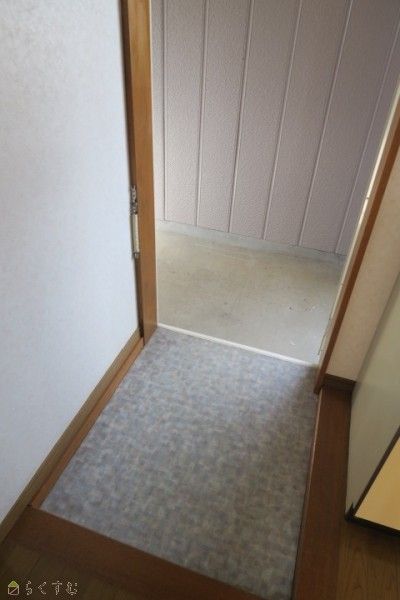 1K Apartment for Rent in Joetsu, Niigata - 32,000 Yen - Thumbnail 2