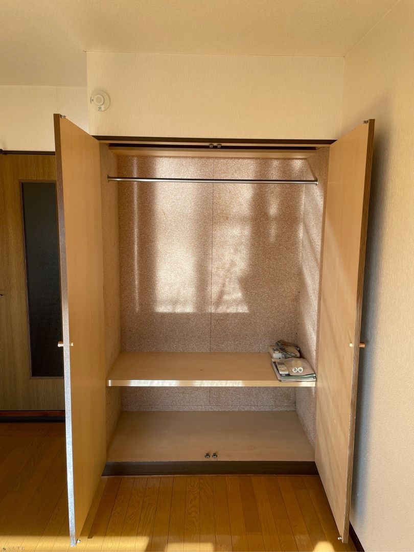 1K Apartment for Rent in Kashiwazaki, Niigata - 36,000 Yen - Thumbnail 2