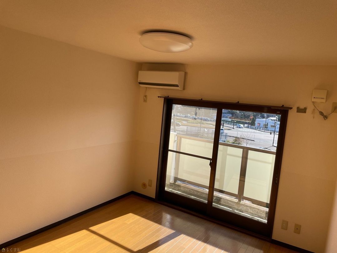 1K Apartment for Rent in Kashiwazaki, Niigata - 36,000 Yen - Thumbnail 3